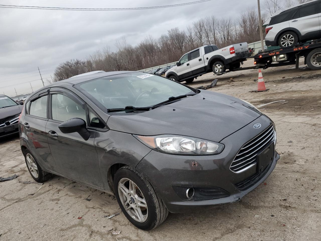 2017 Ford Fiesta Se - Фото 4