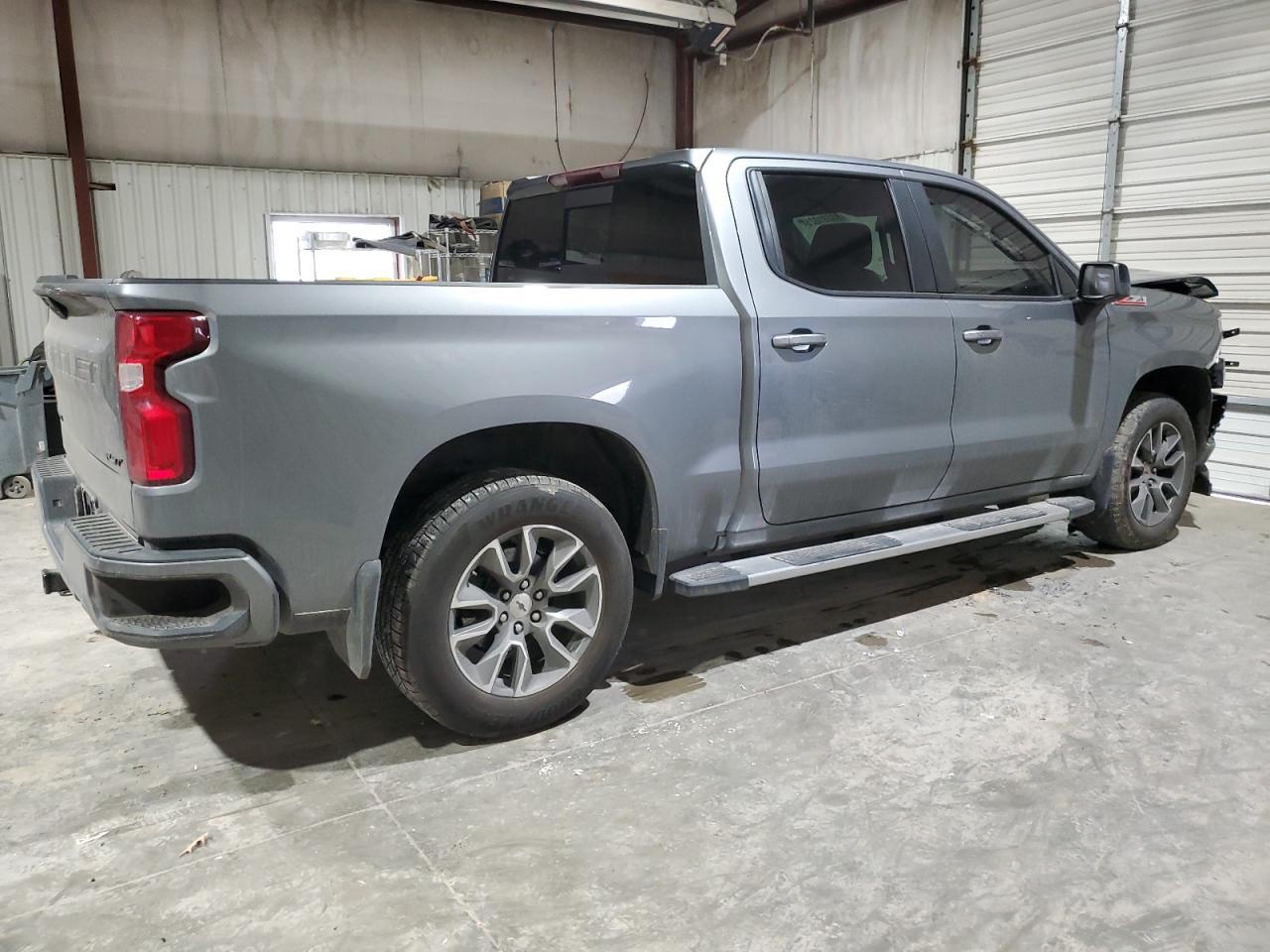 2021 Chevrolet Silverado K1500 Rst - Фото 3