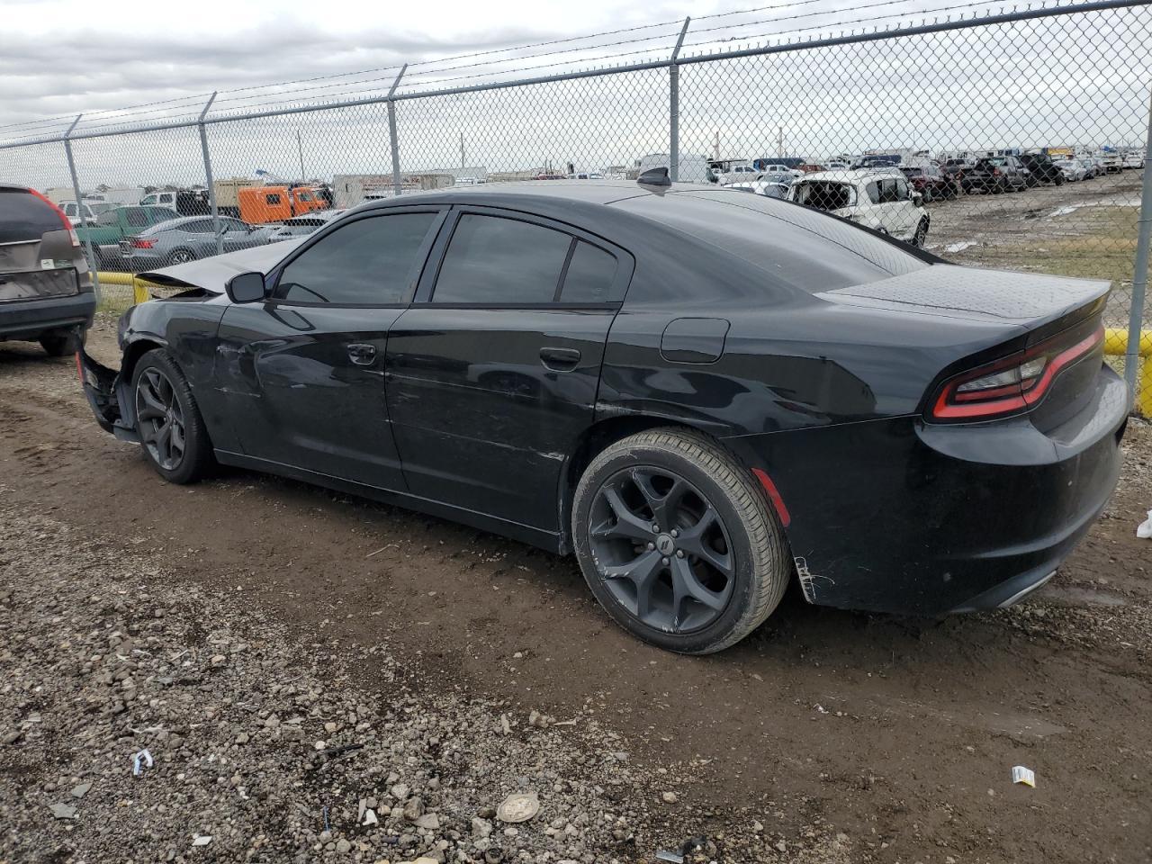 2015 Dodge Charger Sxt - Фото 2