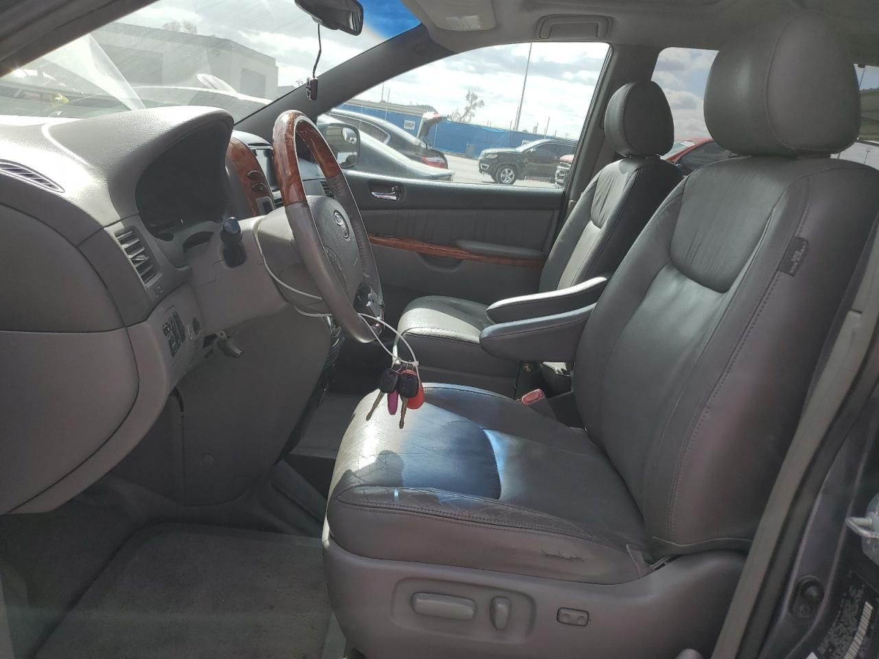 2007 Toyota Sienna Xle - Image 7