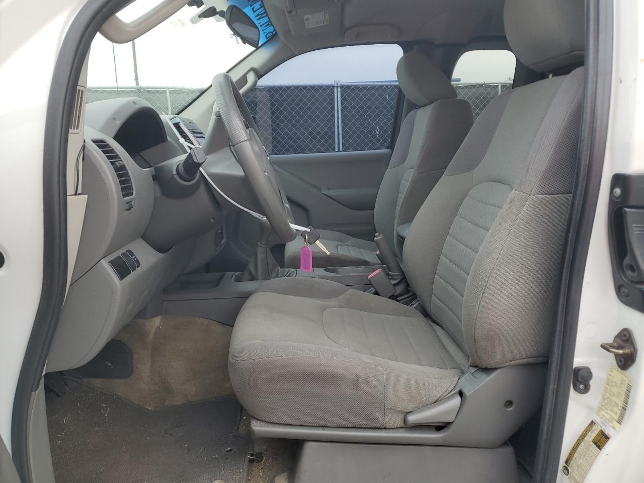 2015 Nissan Frontier S - Фото 7