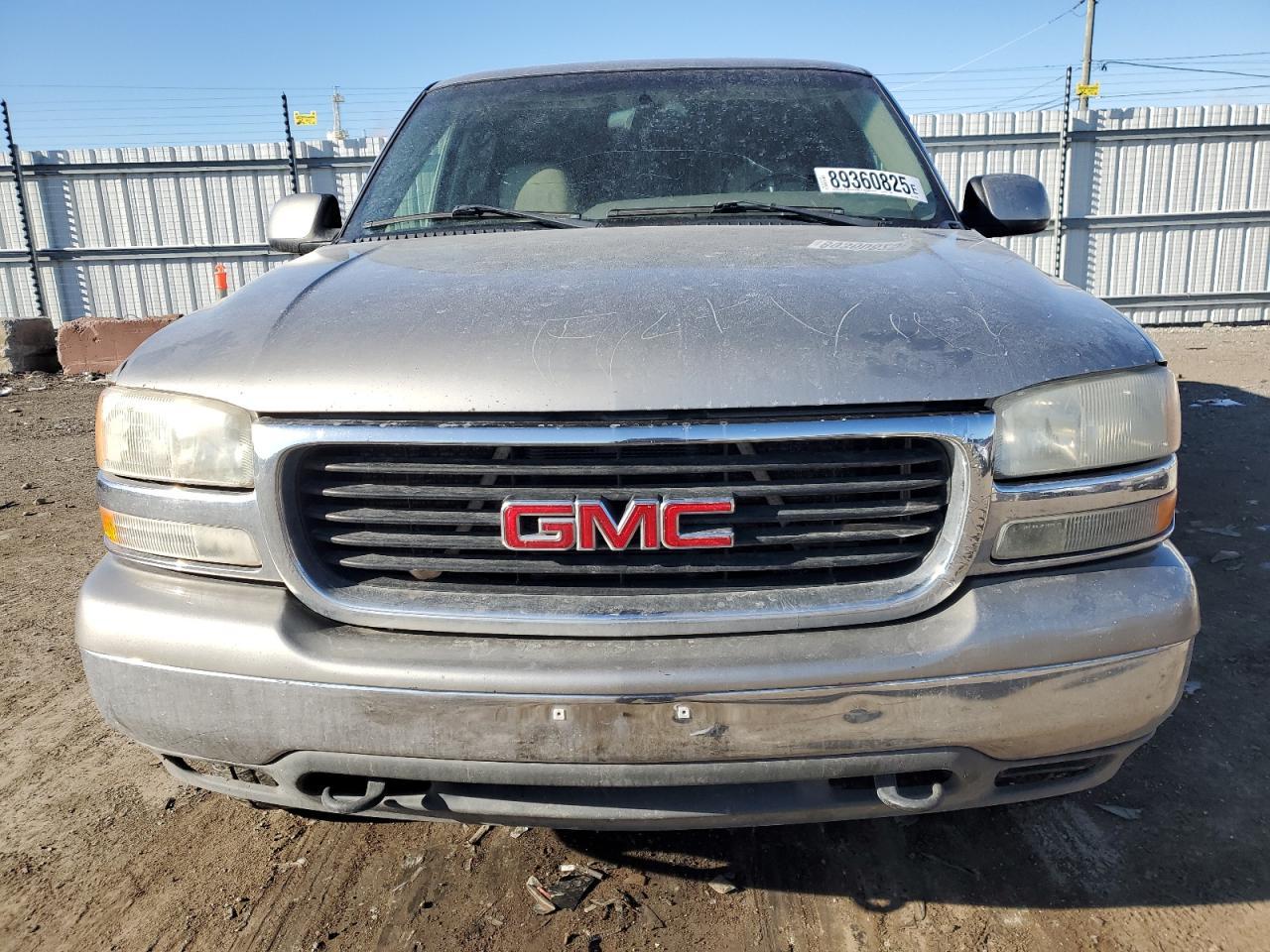 2001 GMC Yukon Xl K1500 - Image 5