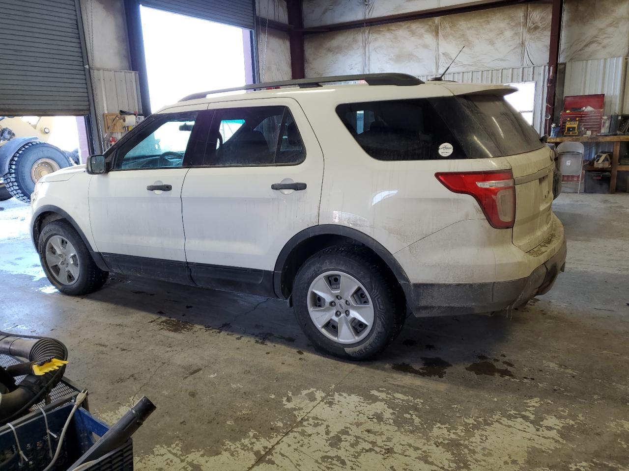 2011 Ford Explorer - Фото 2