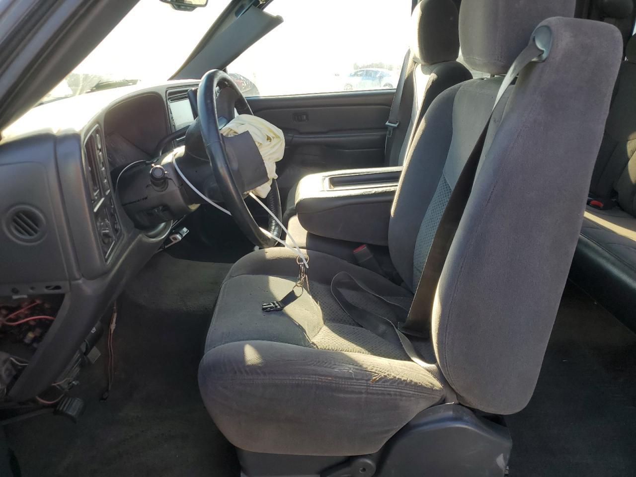 2007 Chevrolet Silverado C1500 Classic - Image 7