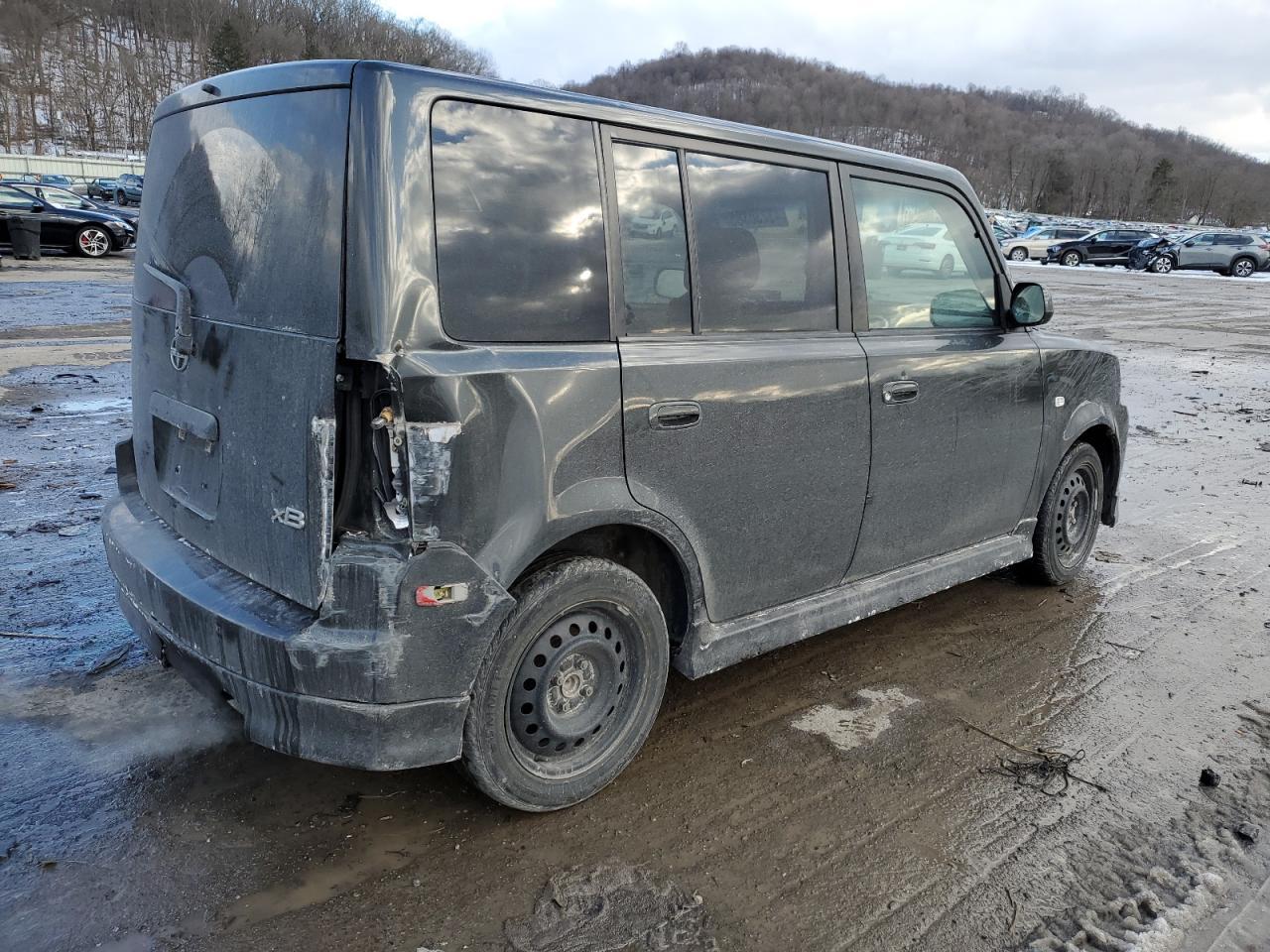 2006 Toyota Scion Xb - Image 3
