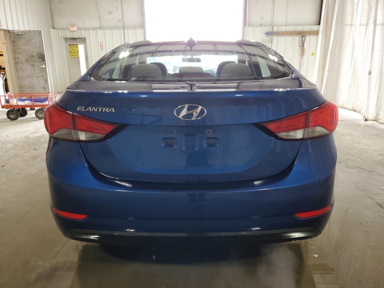 2016 Hyundai Elantra Se - Фото 6