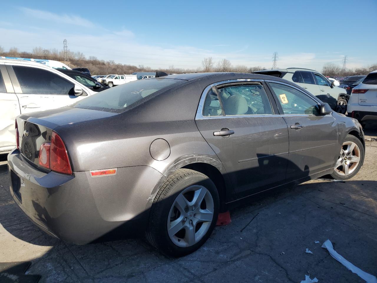 2012 Chevrolet Malibu Ls - Фото 3