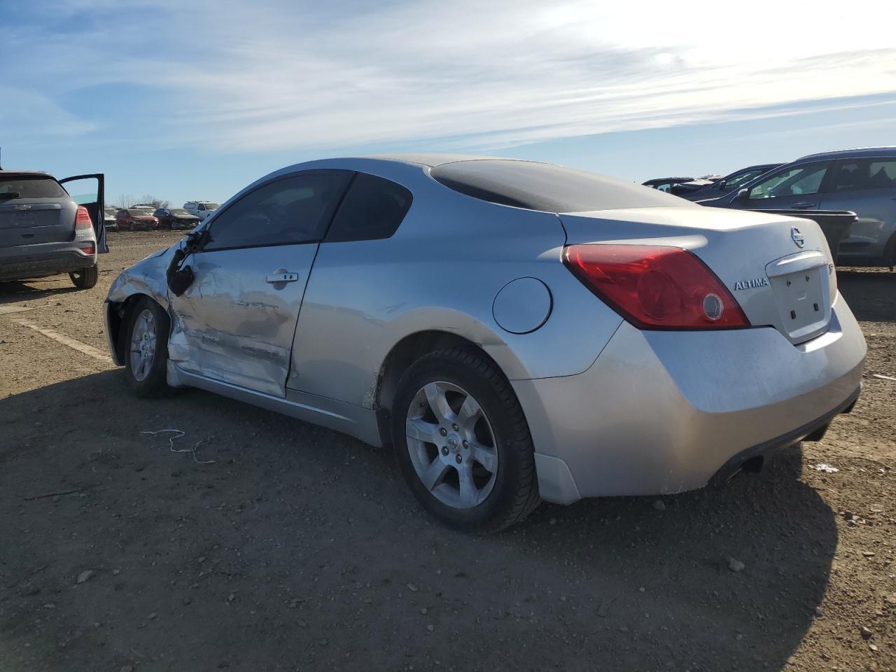 2008 Niss Altima - Фото 2