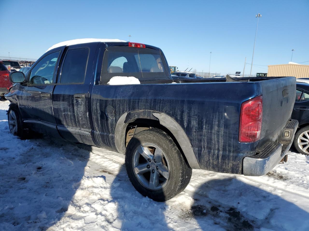 2007 Dodge Ram 1500 St - Фото 2