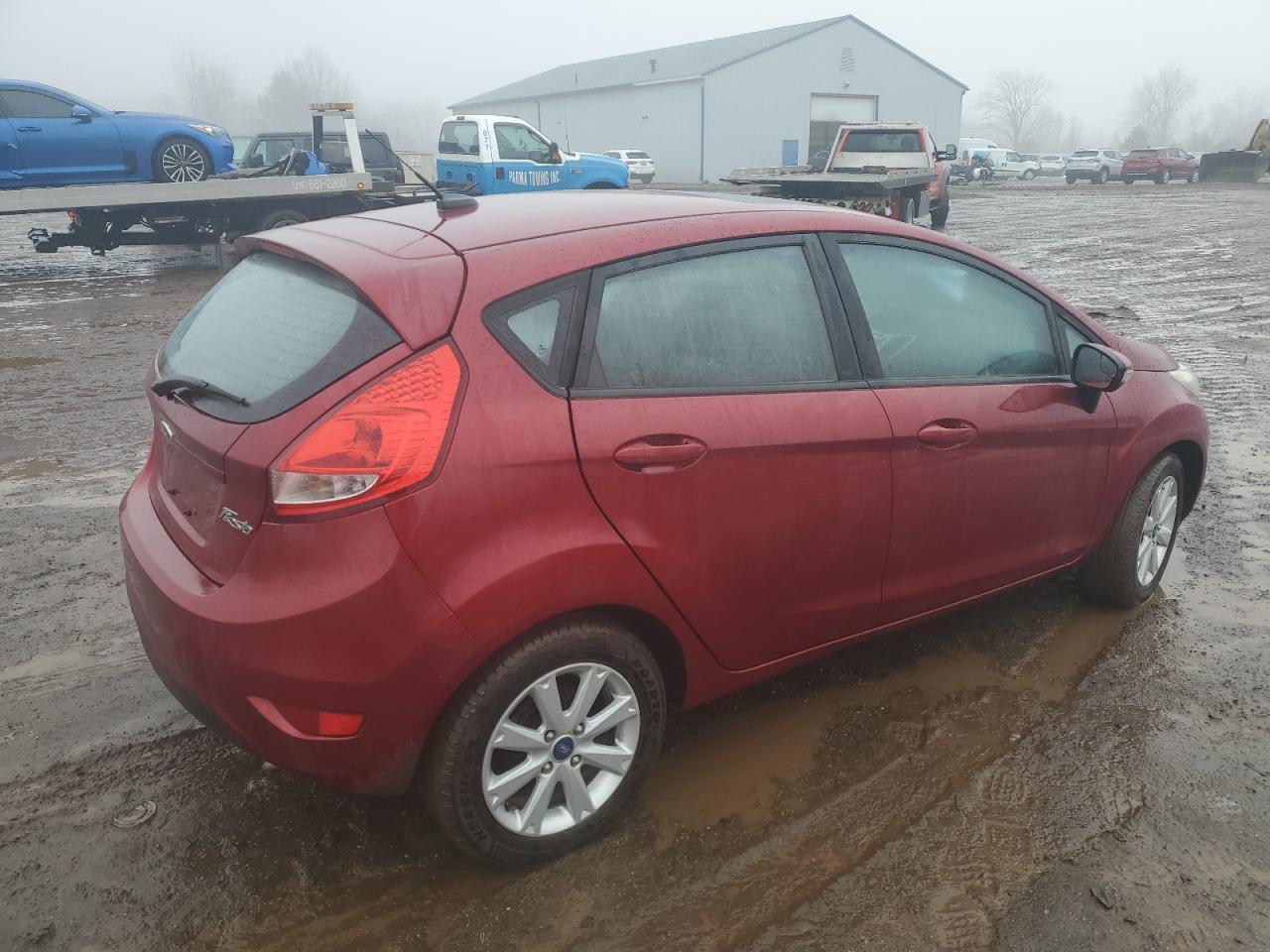 2013 Ford Fiesta Se - Фото 3