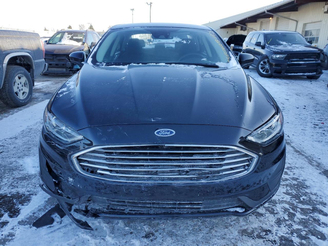 2020 Ford Fusion Se - Image 5