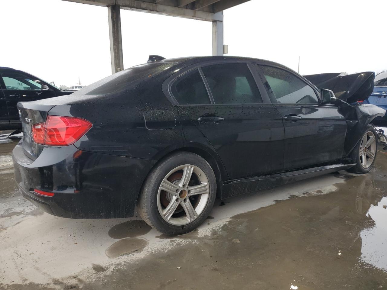 2015 BMW 328 I - Image 3