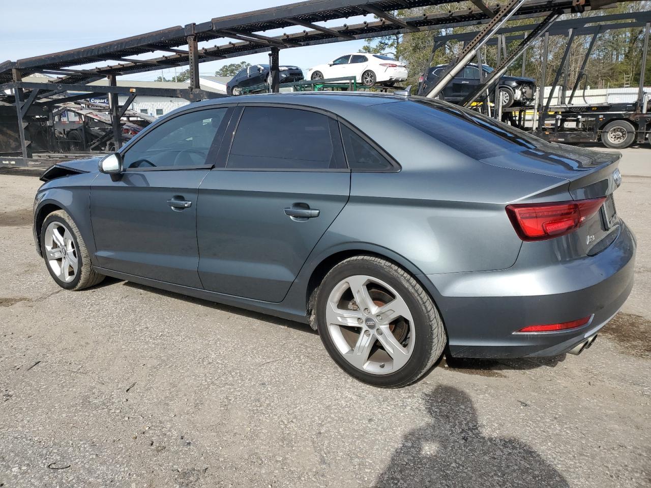 2018 Audi A3 Premium - Фото 2
