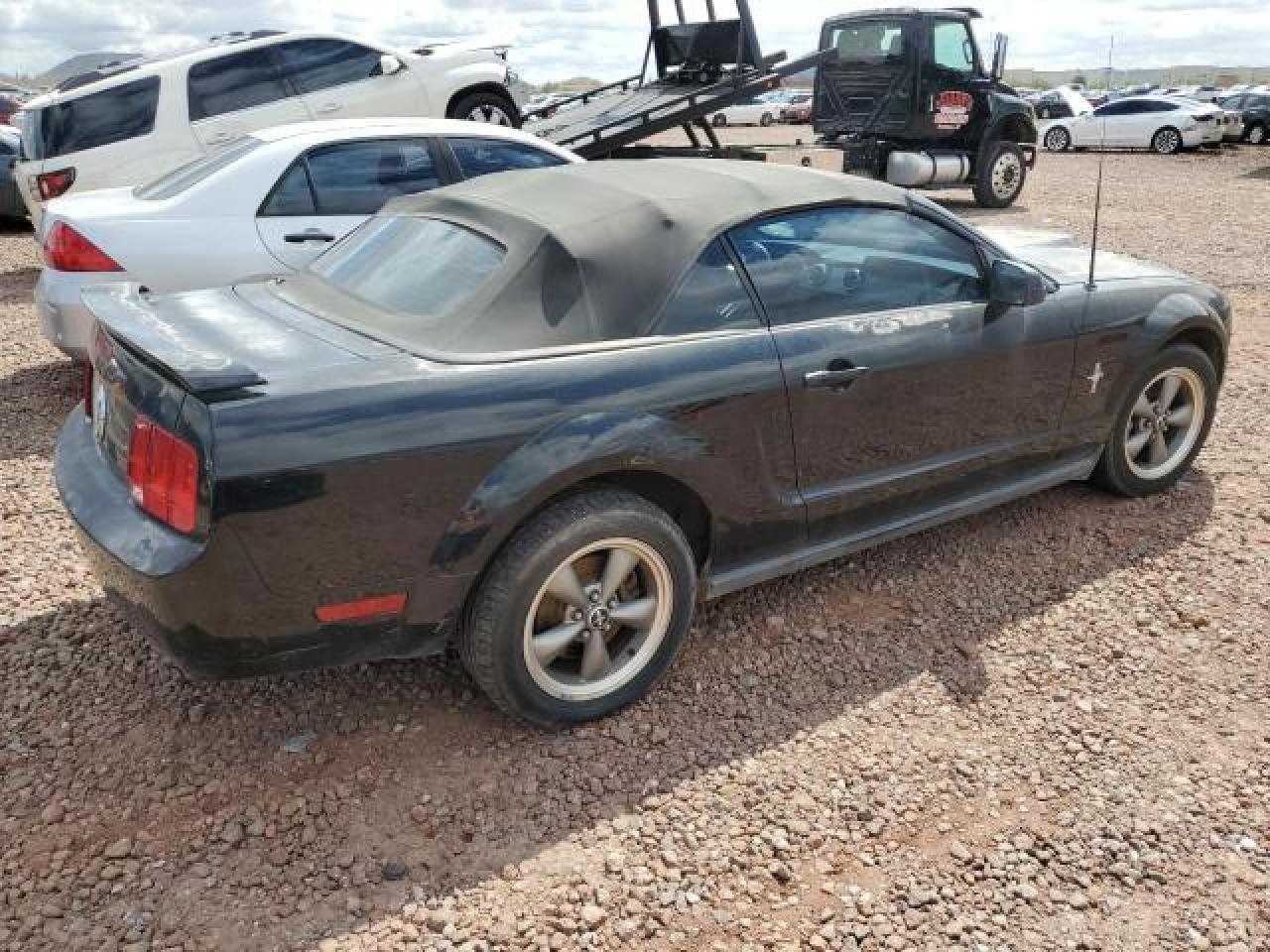 2006 Ford Mustang - Image 3