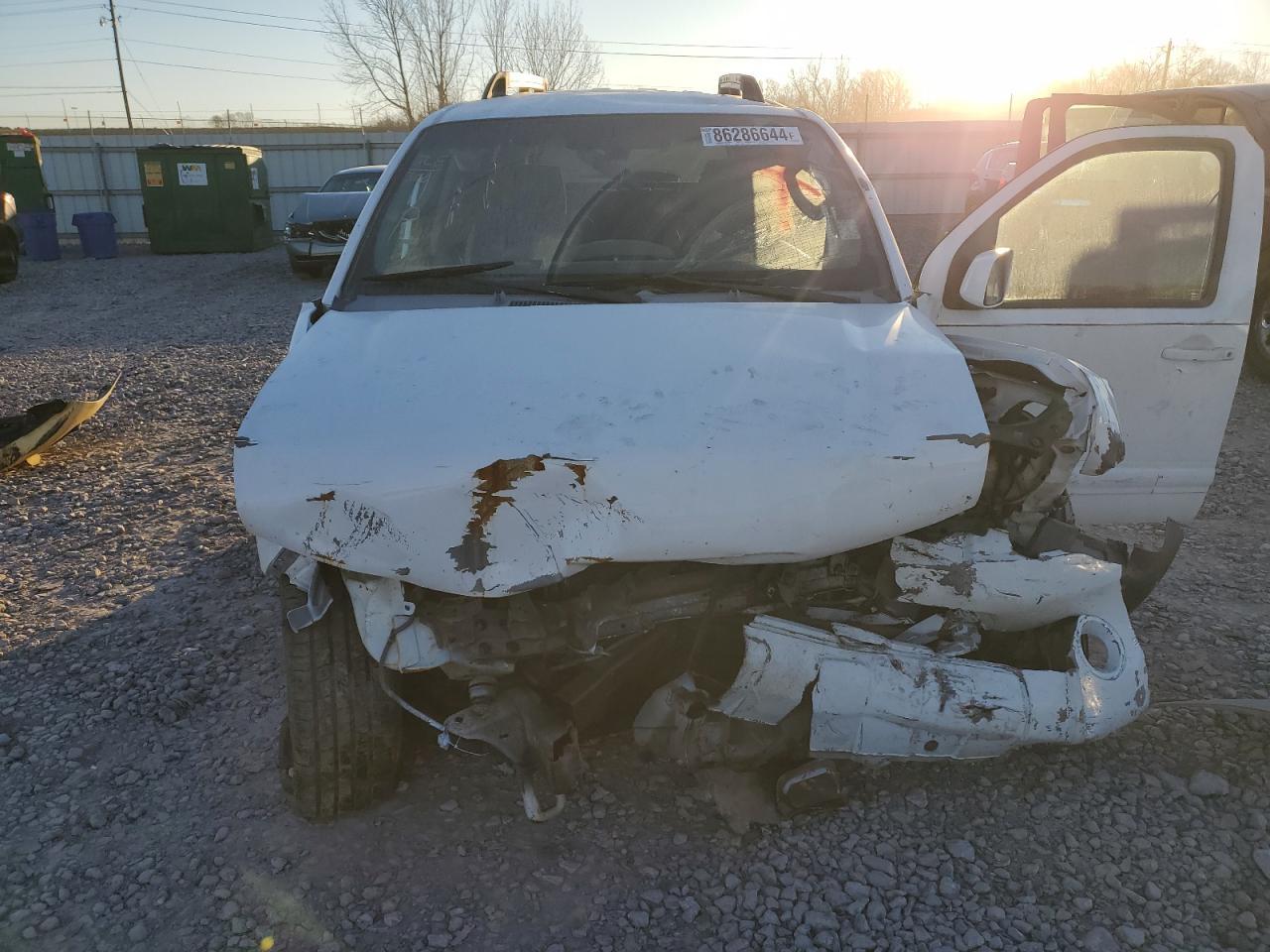 2009 Nissan Pathfinder S - Фото 5