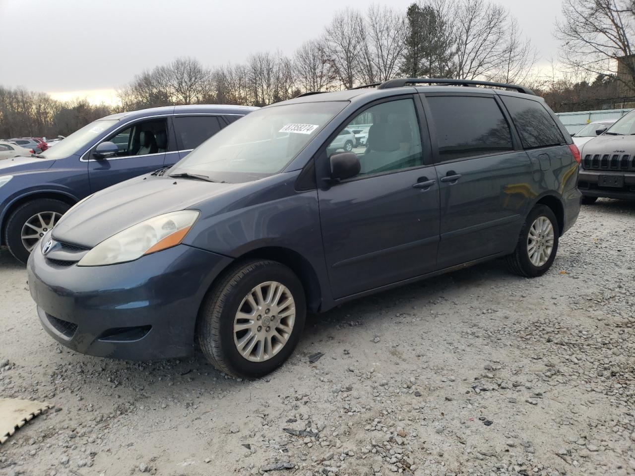 2010 Toyota Sienna Le