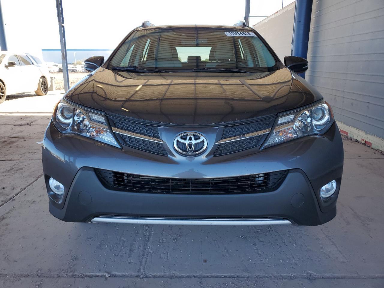 2015 Toyota Rav4 Limited - Image 5