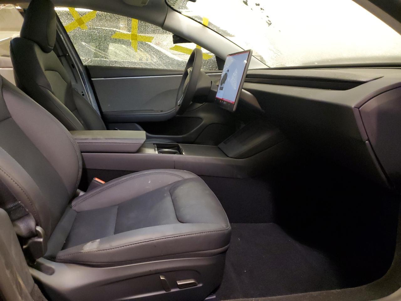 2024 Tesla Model 3 - Фото 7
