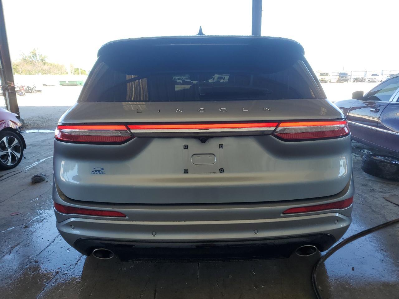 2023 Lincoln Corsair Reserve - Фото 6