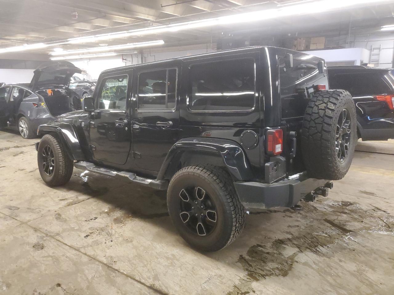 2017 Jeep Wrangler Unlimited Sahara - Фото 2