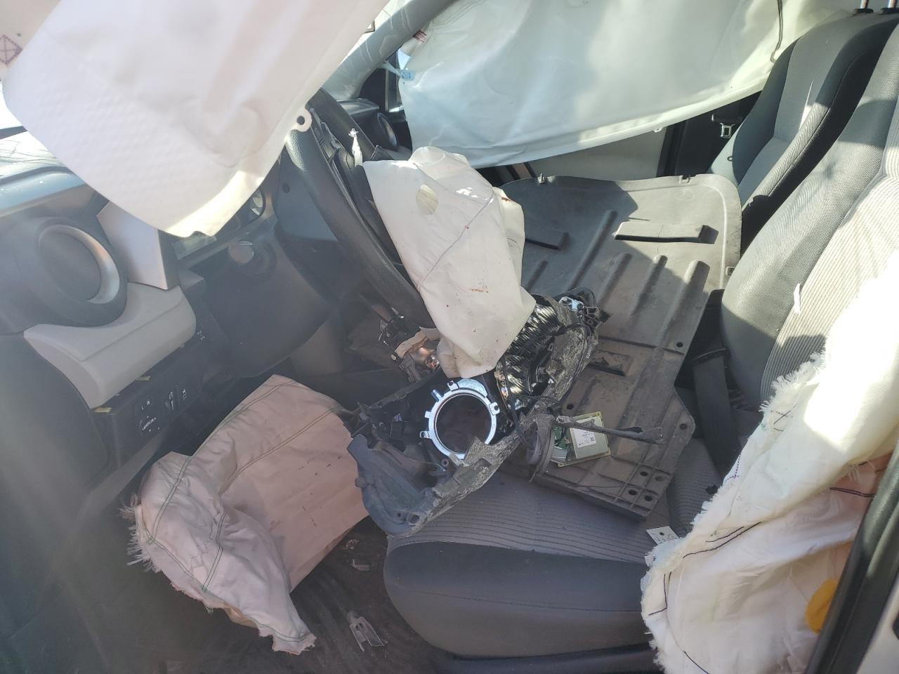 2014 Toyota Rav4 Le - Фото 7