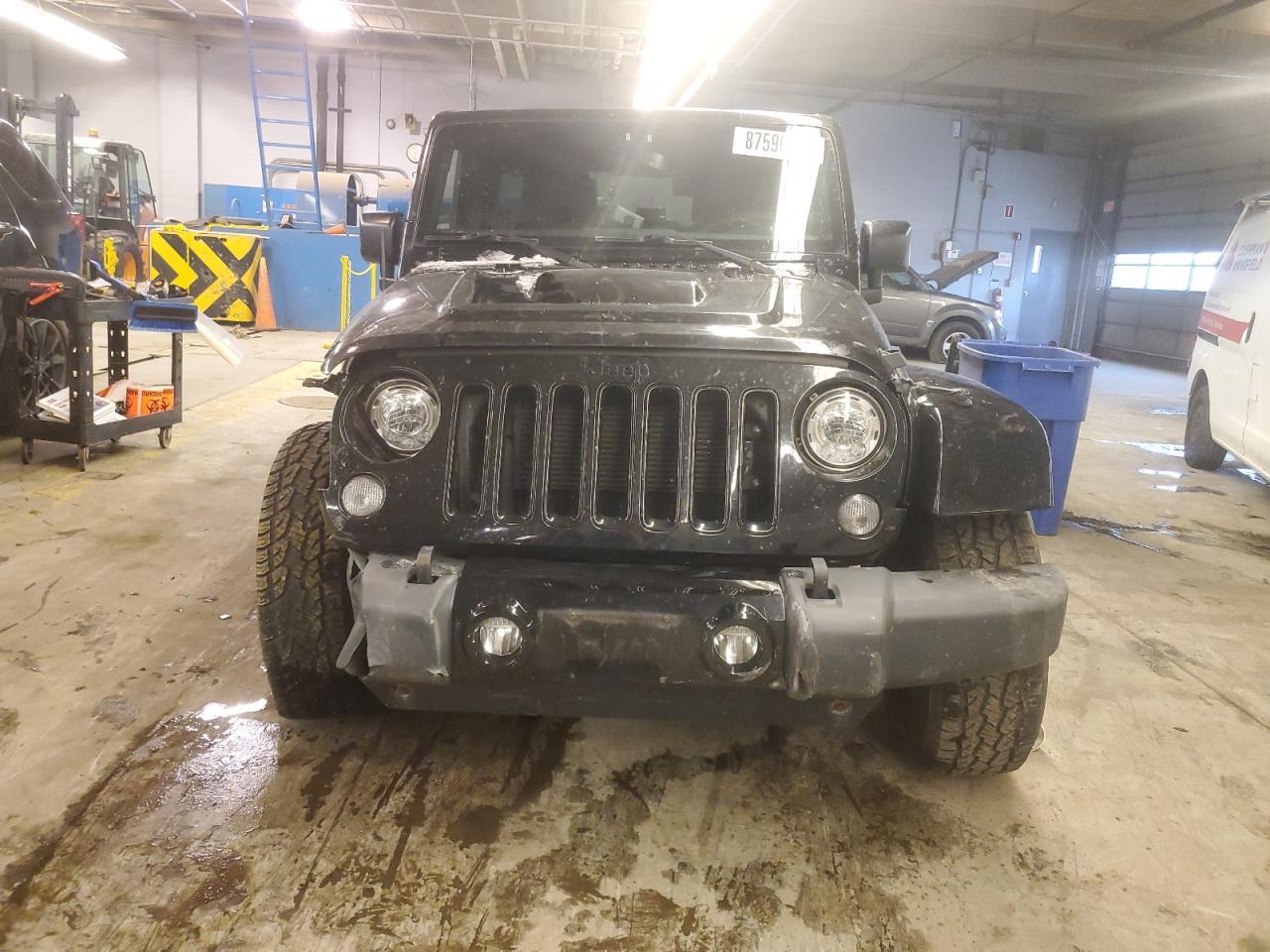 2017 Jeep Wrangler Unlimited Sahara - Фото 5