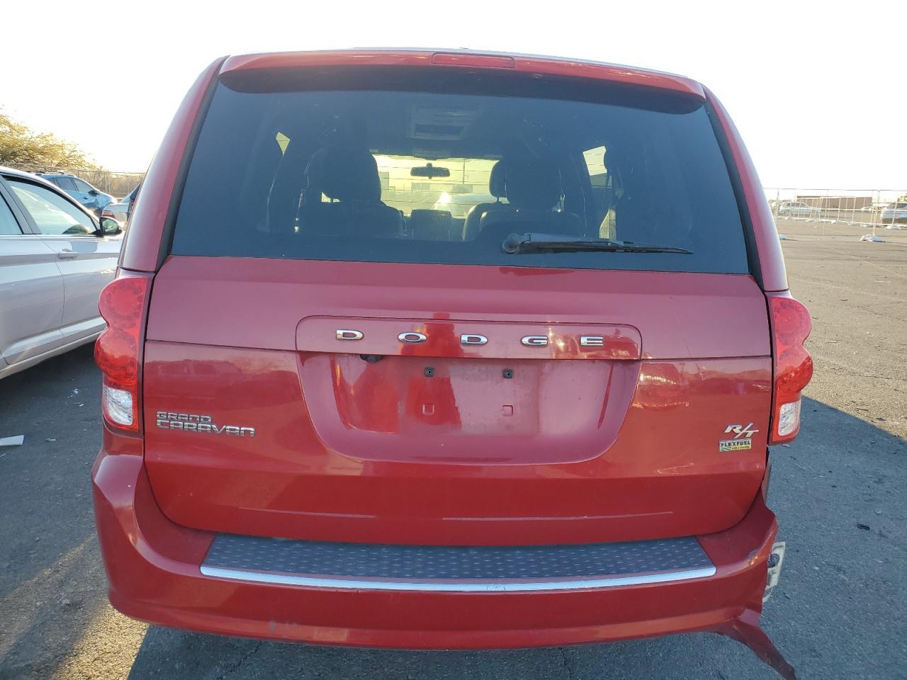 2014 Dodge Grand Caravan R/T - Фото 6
