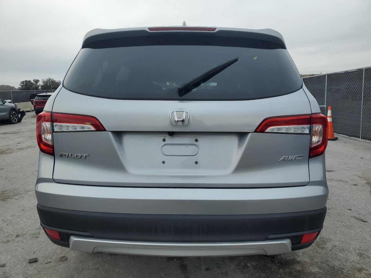 2019 Honda Pilot Ex - Image 6