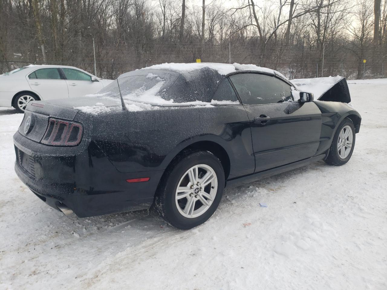 2014 Ford Mustang - Фото 3