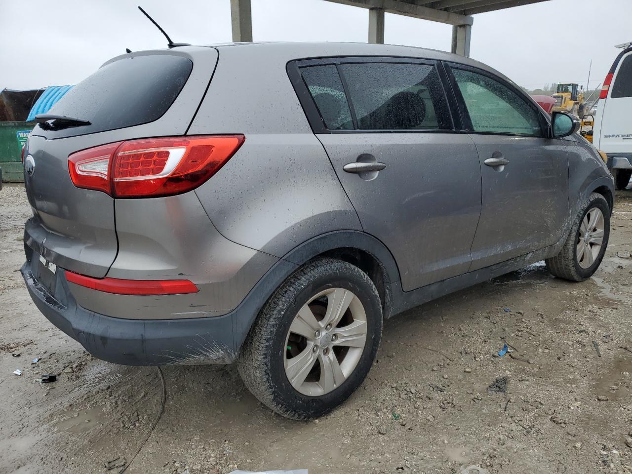 2013 Kia Sportage Base - Image 3