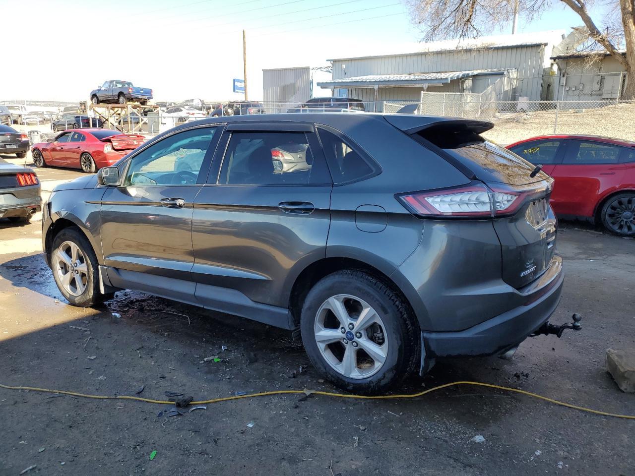 2015 Ford Edge Se - Image 2