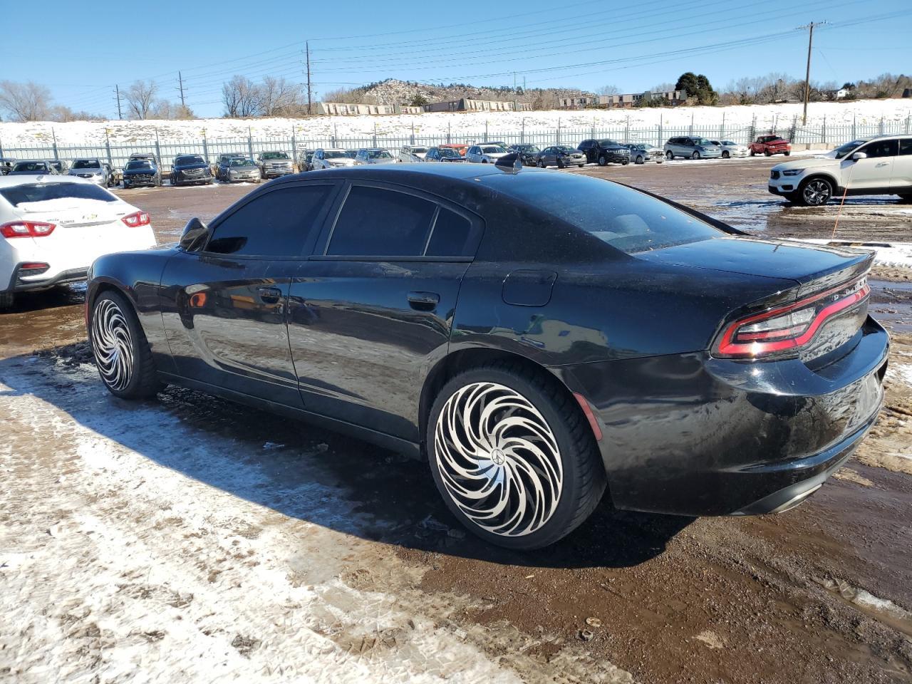 2017 Dodge Charger Sxt - Фото 2