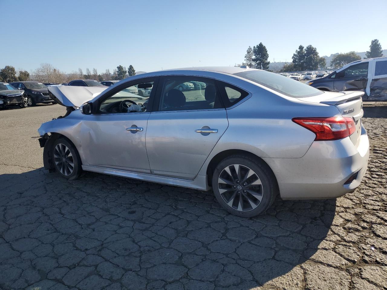 2017 Nissan Sentra S - Фото 2