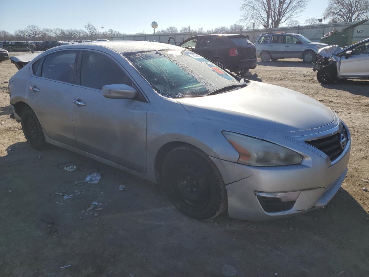 2015 Nissan Altima 2.5 - Фото 4