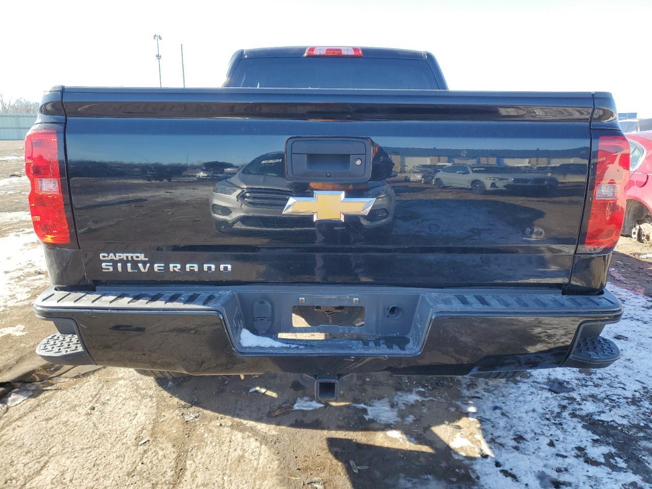 2018 Chevrolet Silverado K1500 Custom - Image 6