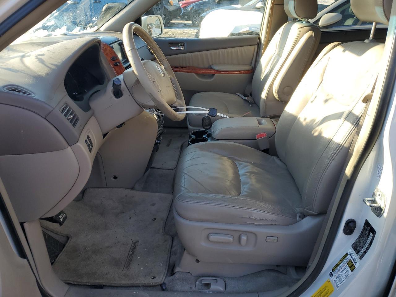 2007 Toyota Sienna Xle - Image 7