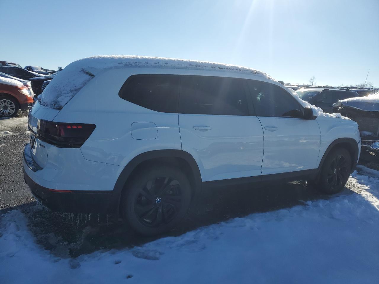 2023 Volkswagen Atlas Se - Фото 3