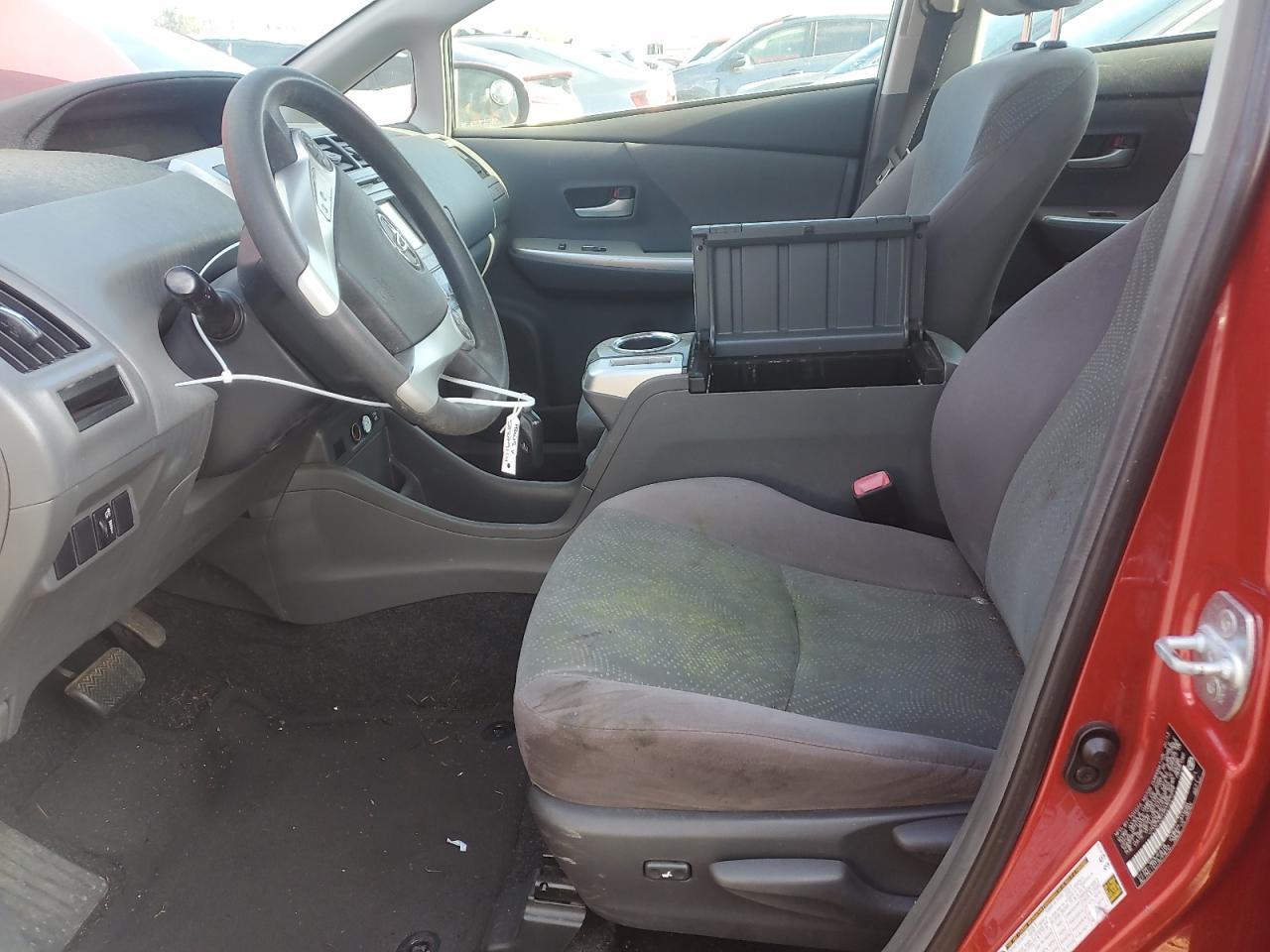 2013 Toyota Prius V - Фото 7