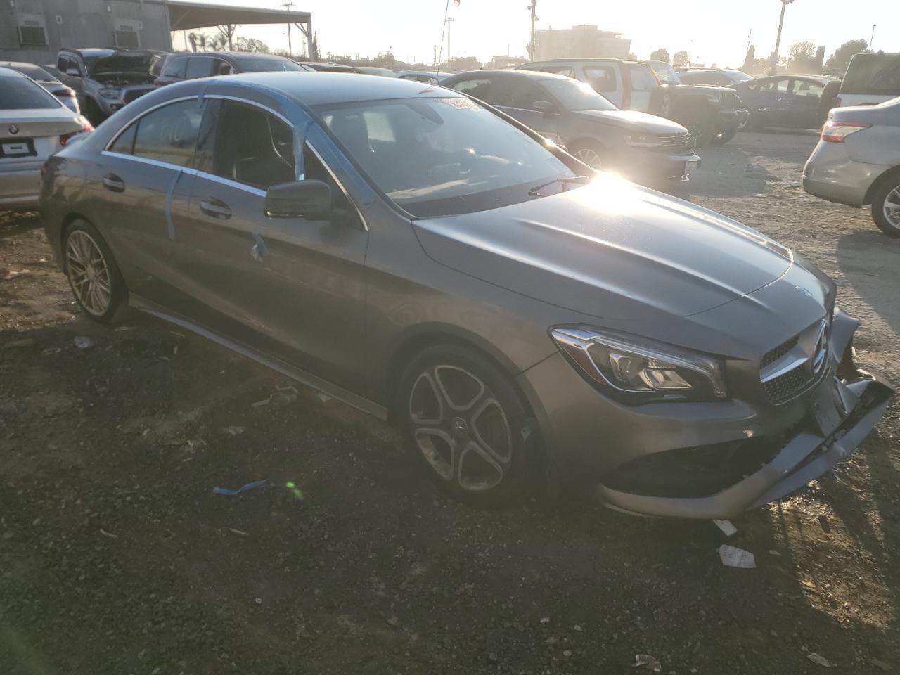 2017 Mercedes-Benz Cla 250 - Фото 4