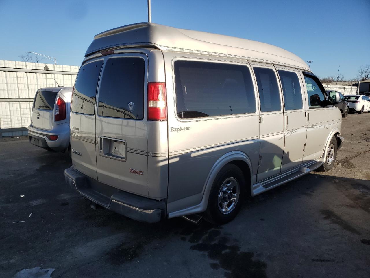 2005 GMC Savana Rv G1500 - Фото 4