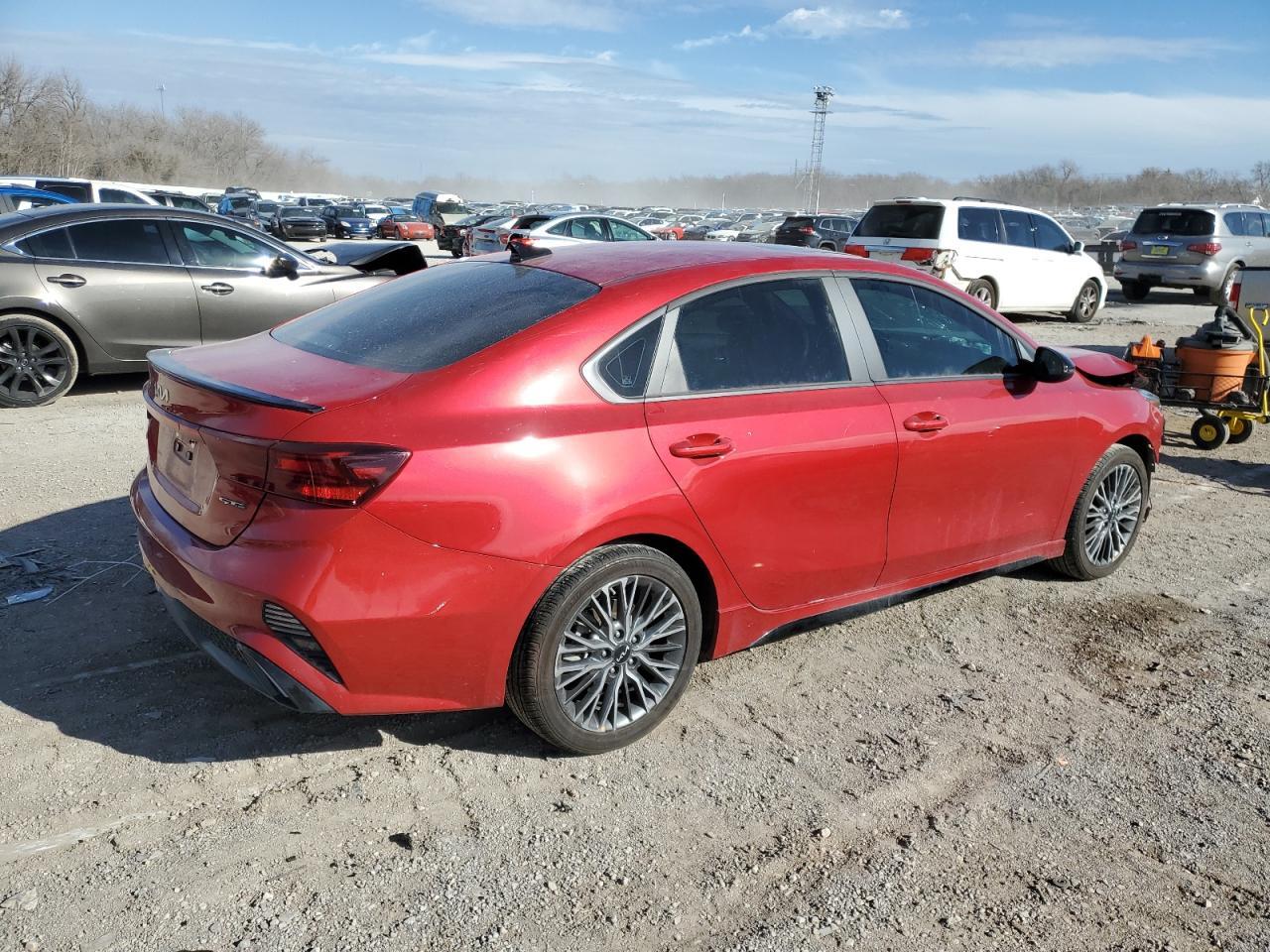 2024 Kia Forte Gt Line - Image 3