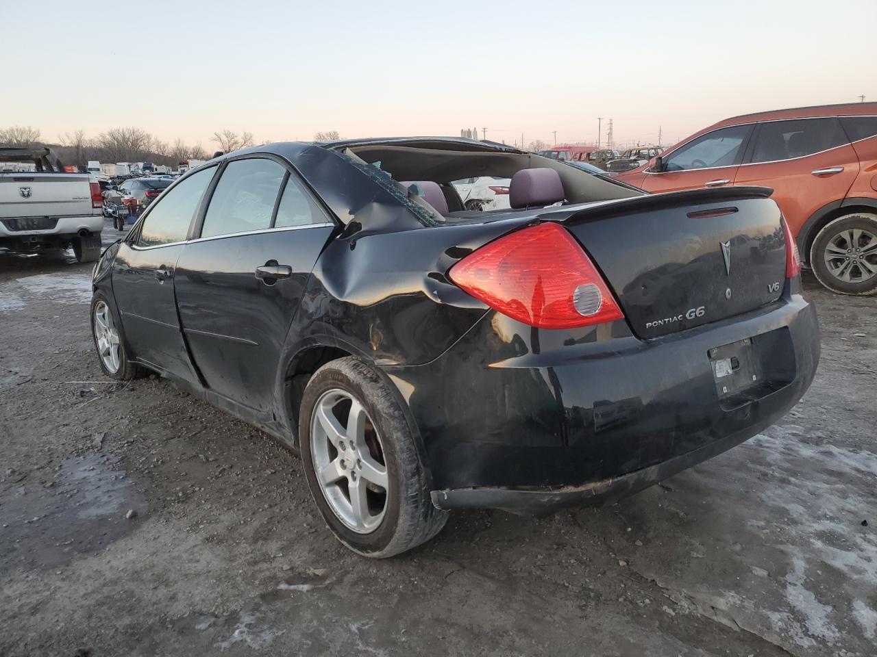 2007 Pontiac G6 Base - Фото 2