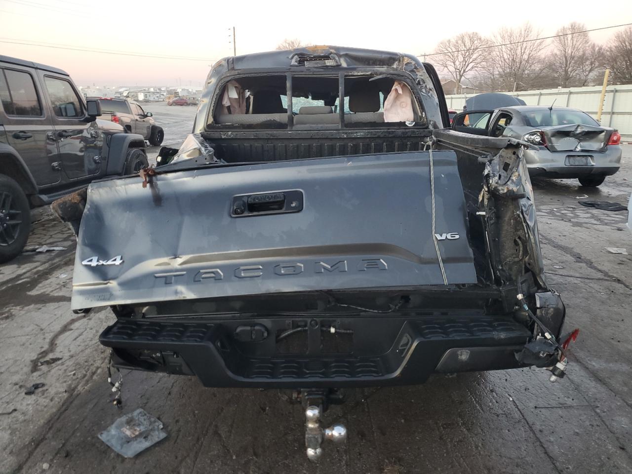 2021 Toyota Tacoma Double Cab - Фото 6