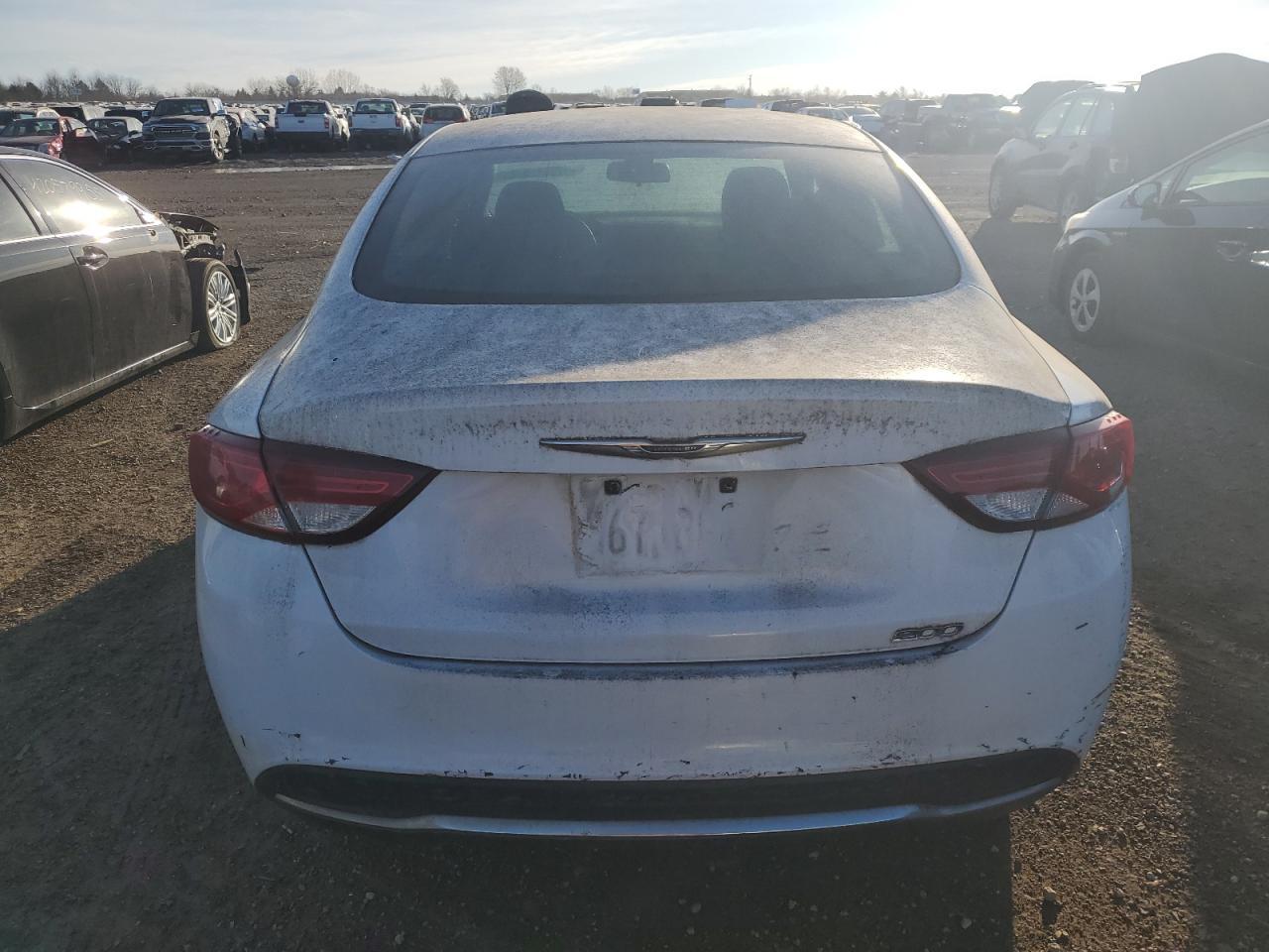 2015 Chrysler 200 Limited - Фото 6