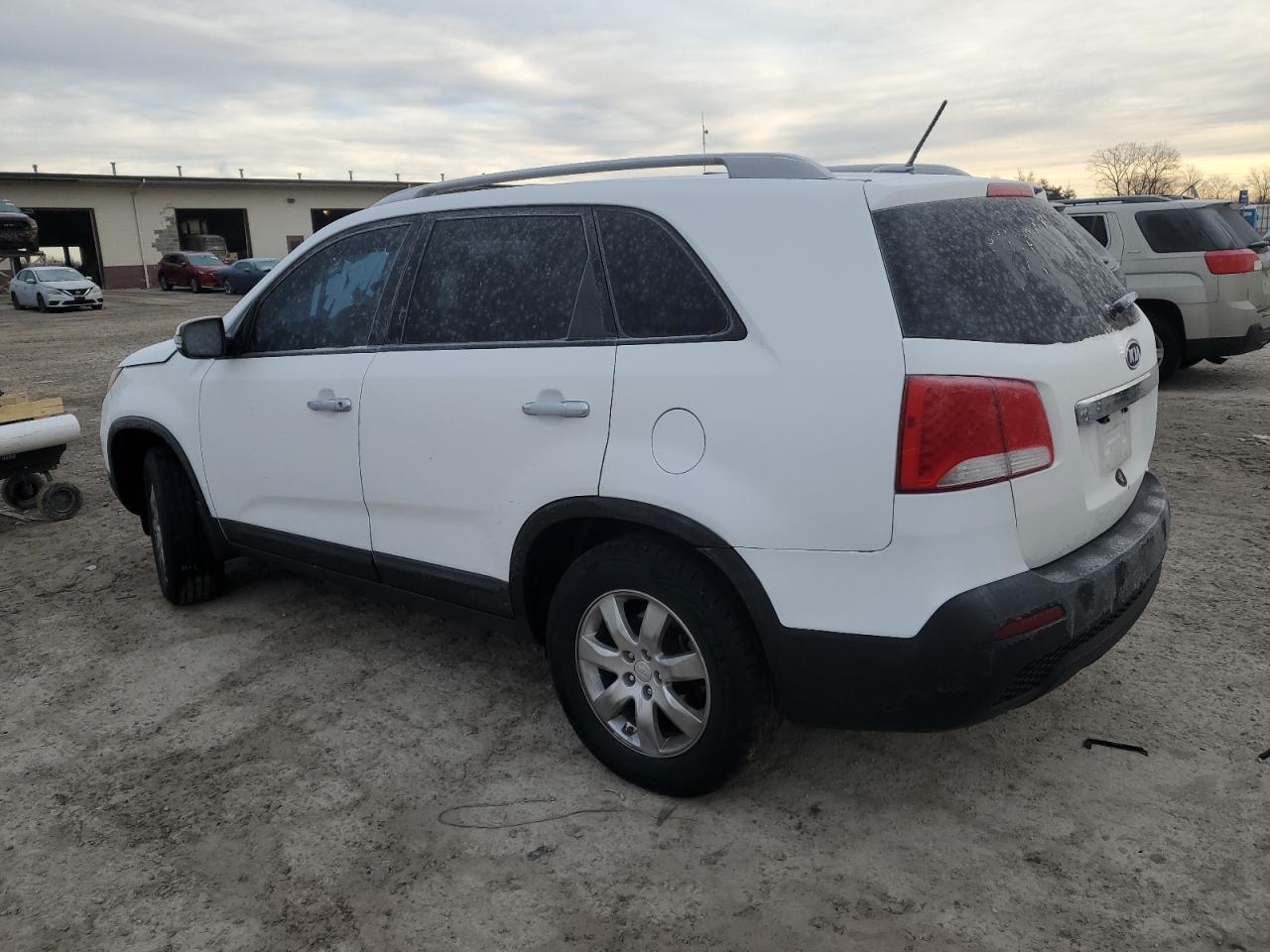 2011 Kia Sorento Base - Фото 2