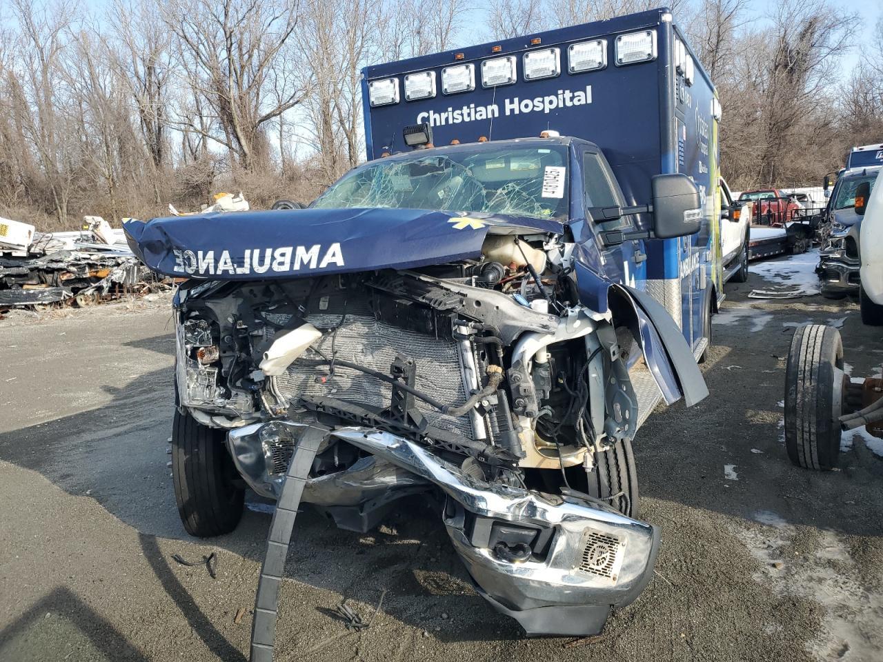 2017 Ford F450 Super Duty - Фото 5