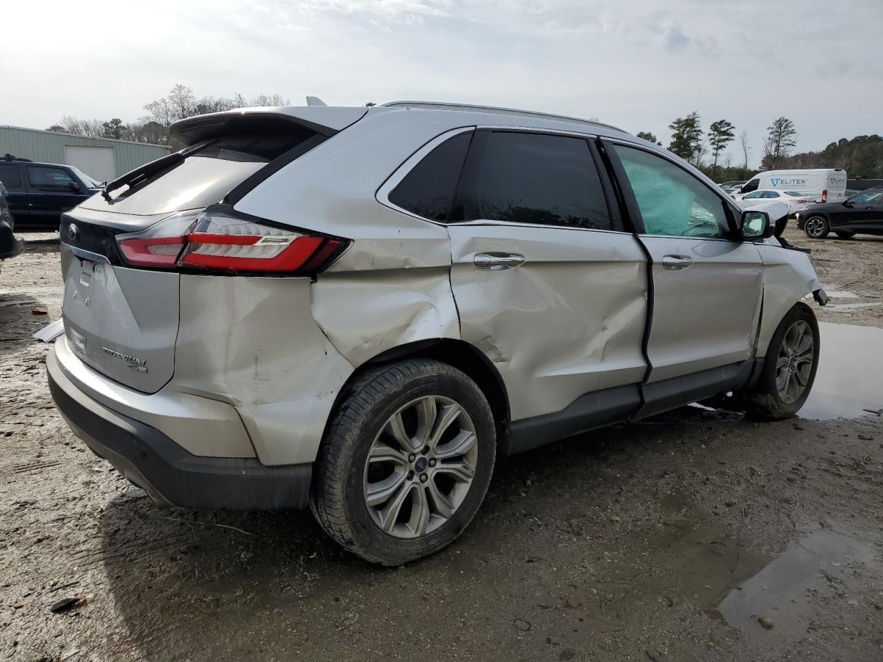 2019 Ford Edge Titanium - Фото 3