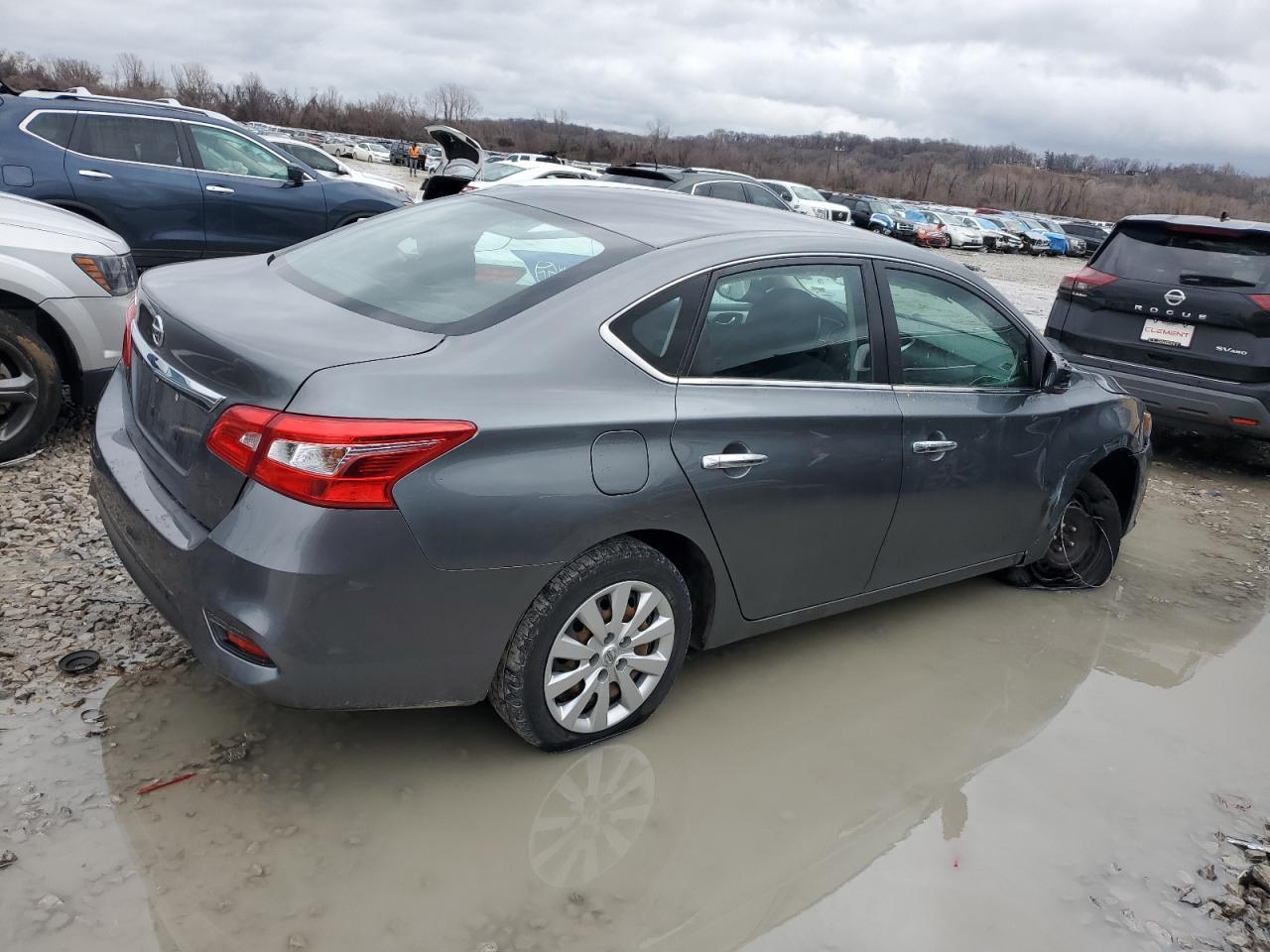 2018 Nissan Sentra S - Image 3