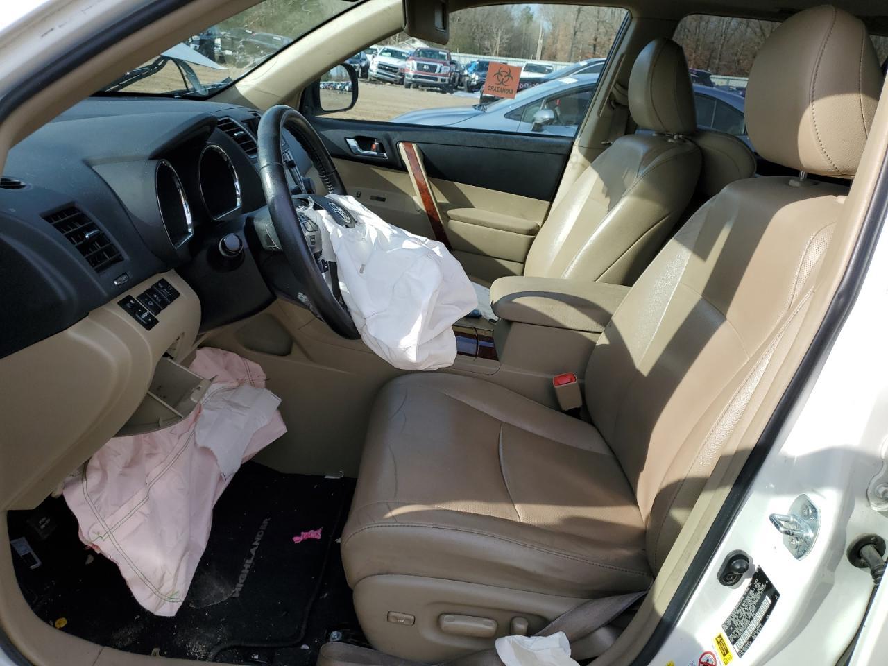 2013 Toyota Highlander Limited - Image 7