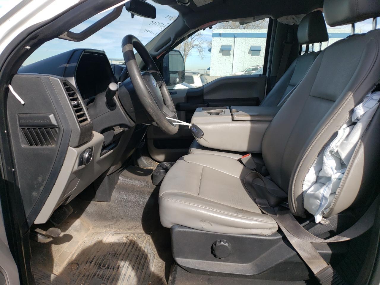 2019 Ford F250 Super Duty - Фото 7